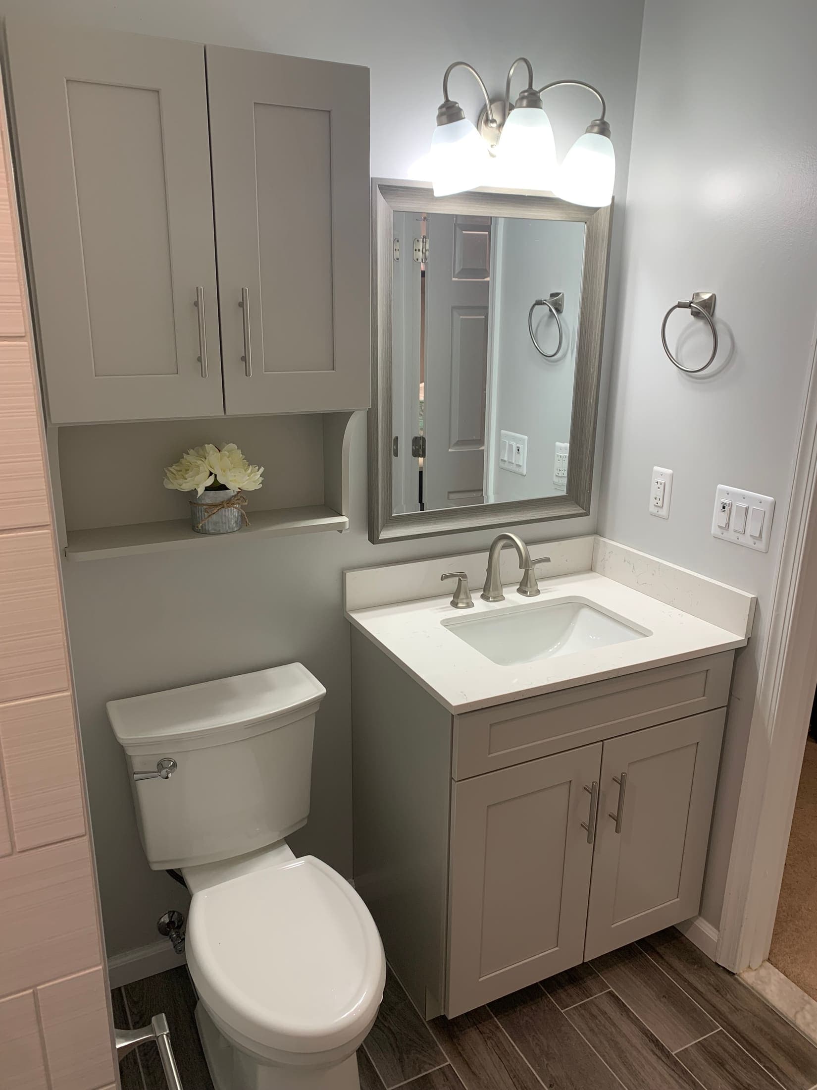 Gray shaker bathroom vanity with white countertop, photo 1